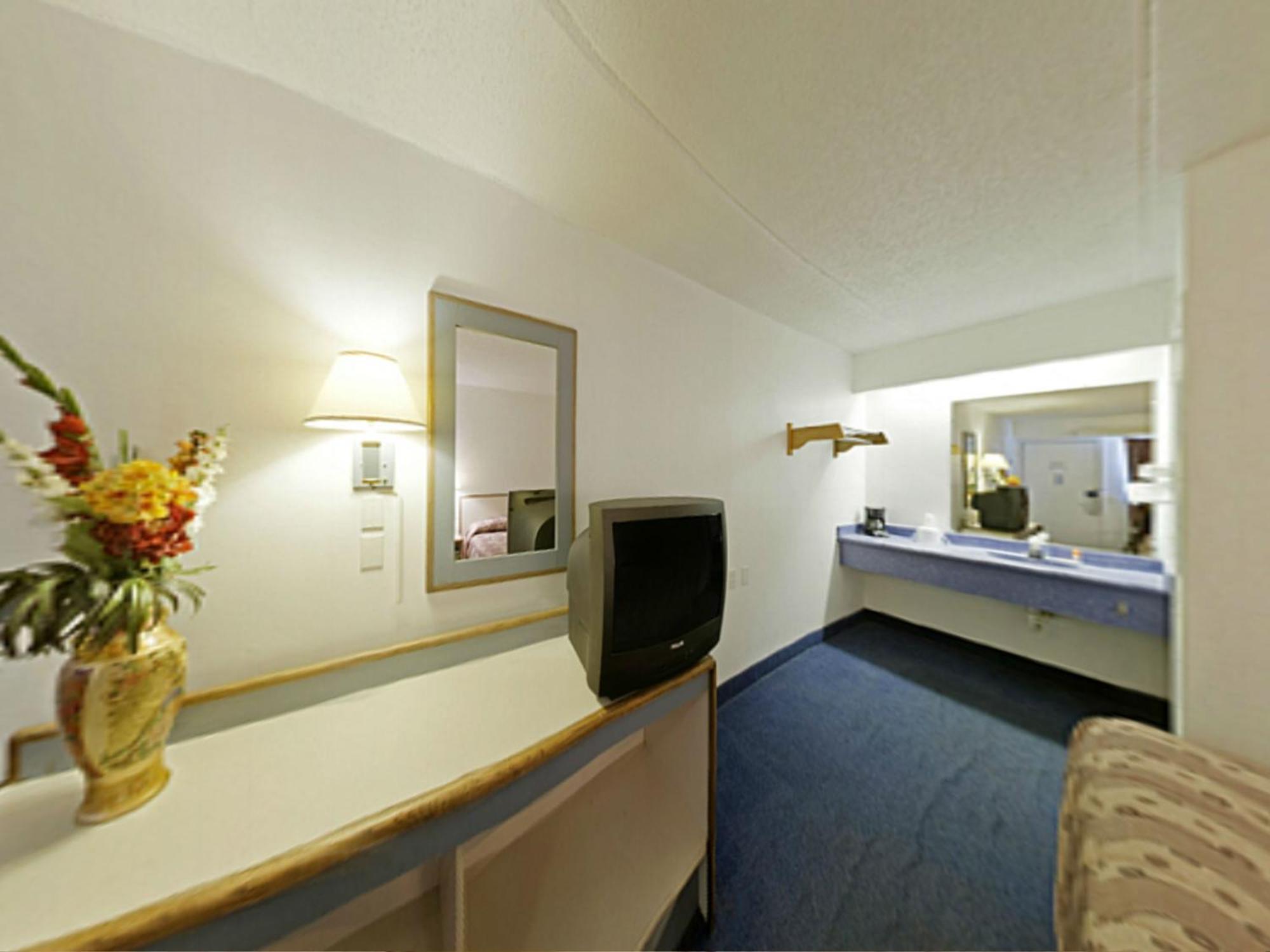 Royal Inn 샬럿 외부 사진