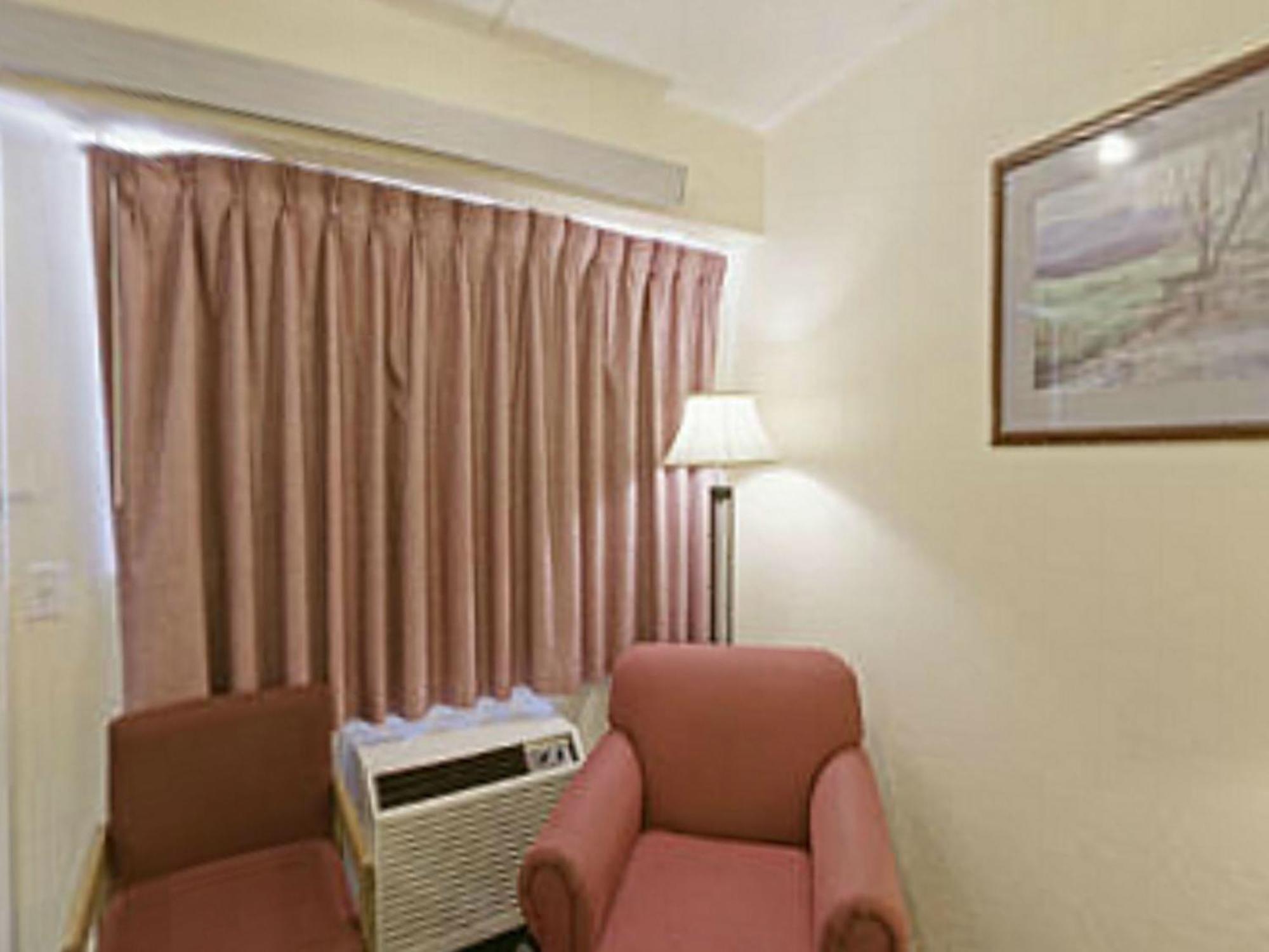 Royal Inn 샬럿 외부 사진